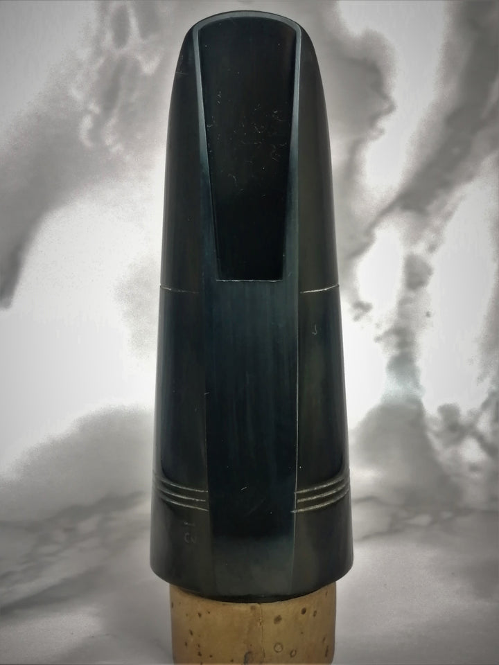 Kaspar Cicero ILL. "13" facing